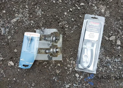 2002 Subaru Outback z USA, uszkodzony, nr VIN 4S3BH665727662952